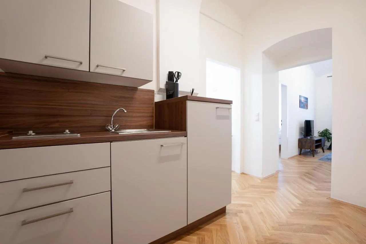 Modern Hotel-Styled Apartment In The Second District Of Vienna.